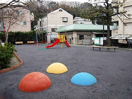 日吉本町三丁目公園