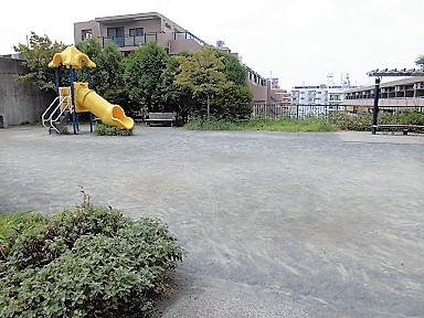 大豆戸堀上第三公園