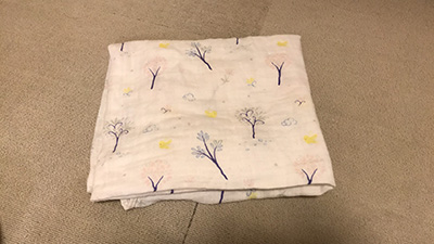 ガーゼおくるみ